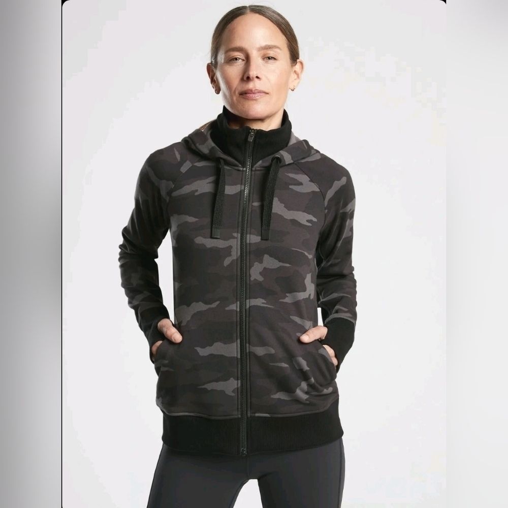EUC Athleta Trimuph Hoodie Camo Grey Black Full Zip Women XXSmall